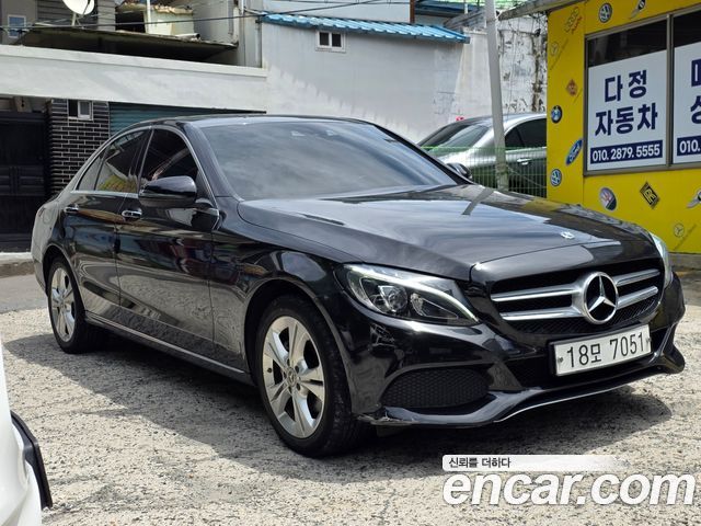Mercedes-Benz C-Class W205 C220 d 4MATIC - фото 2