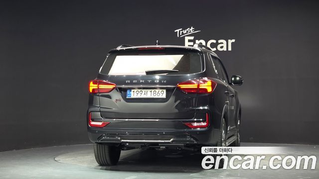 SsangYong Rexton Совершенно новый Diesel 2.2 4WD Signature - фото 3