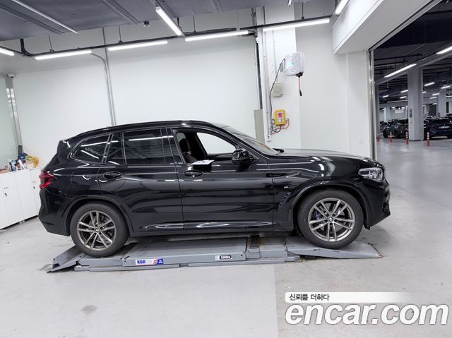 BMW X3 G01 xDrive 20d M Sport - фото 2