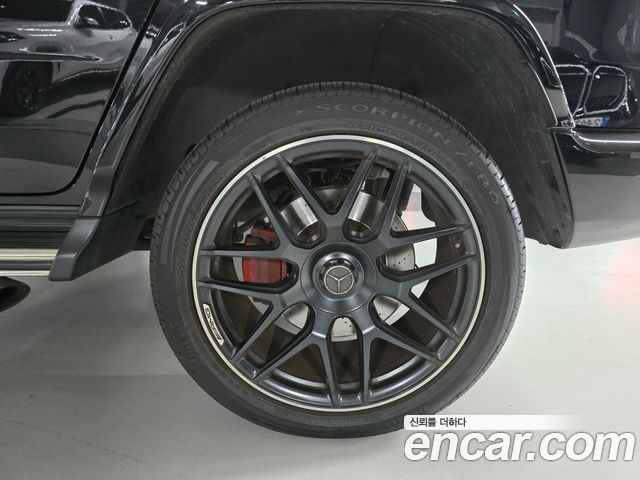 Mercedes-Benz G-Class AMG G63 - фото 4