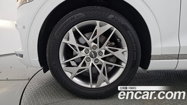 Genesis GV70 2.5T Gasoline AWD - фото 3
