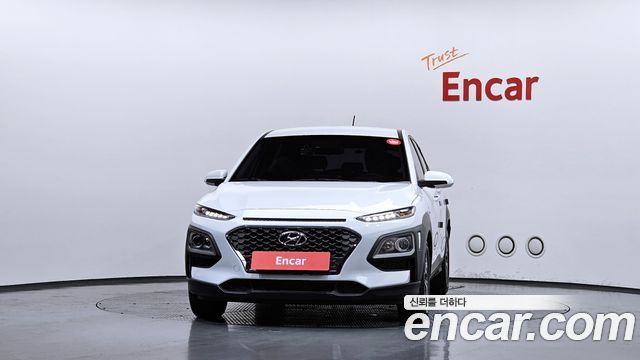 Hyundai Kona гибрид Smart Special - фото 2