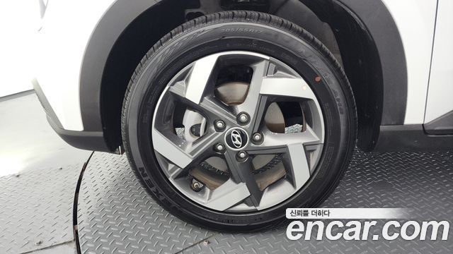 Hyundai Venue 1,6 Premium - фото 4
