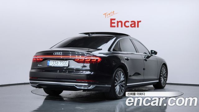 Audi A8 D5 60 TFSI Quattro LWB - фото 1