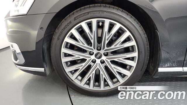 Audi A8 D5 60 TFSI Quattro LWB - фото 4