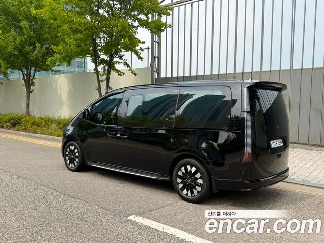 Hyundai Staria Lounge 7-Seater Inspiration - фото 3