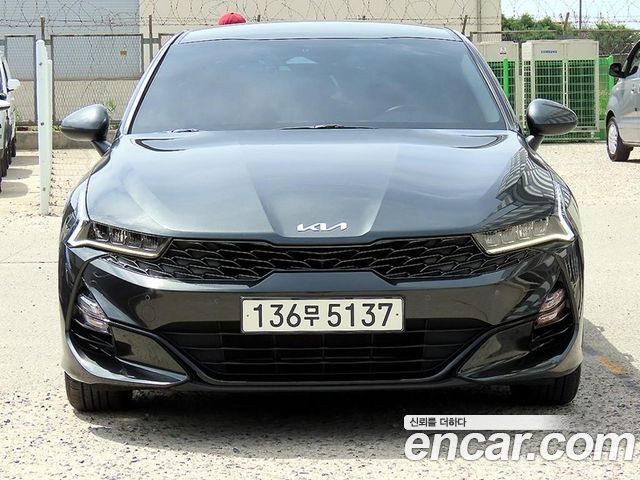 Kia K5 3-го поколения 2.0 Prestige - фото 0