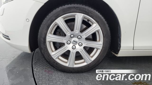 Volvo V40 D3 - фото 4