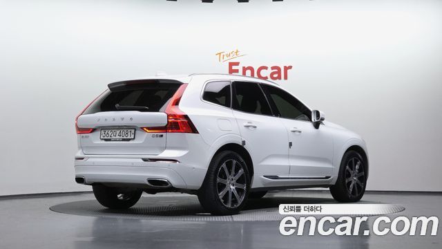 Volvo XC60 2-го поколения D5 Inscription - фото 1
