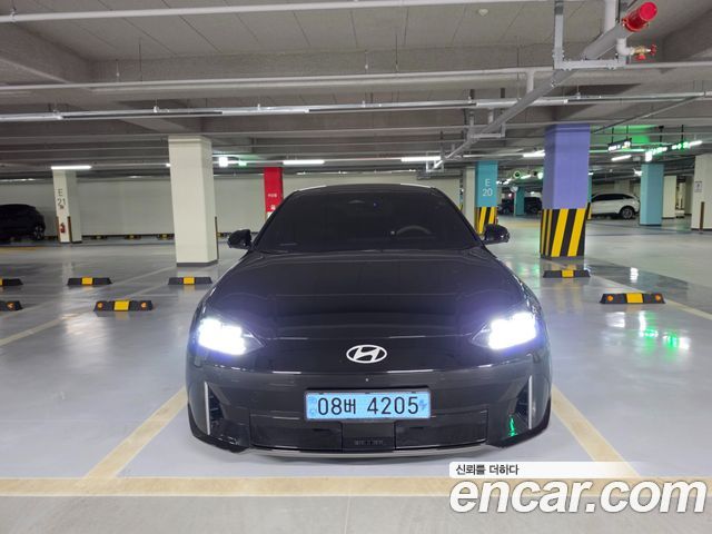 Hyundai Ioniq6 Long Range AWD Prestige - фото 0