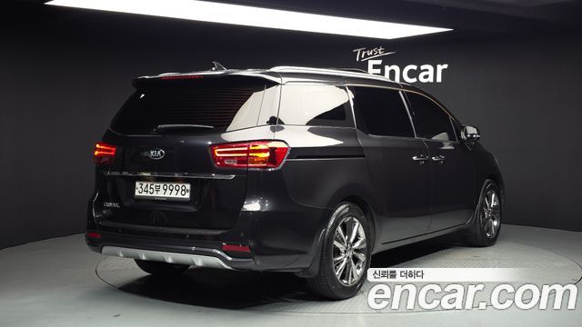 Kia Carnival Новый 9-Seater Prstige - фото 1