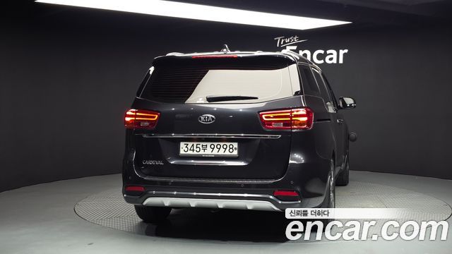 Kia Carnival Новый 9-Seater Prstige - фото 3
