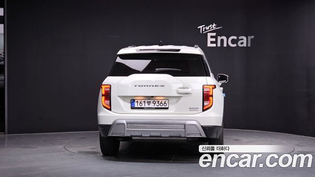 SsangYong Torres Новый HEV 1.5 2WD T7 - фото 2