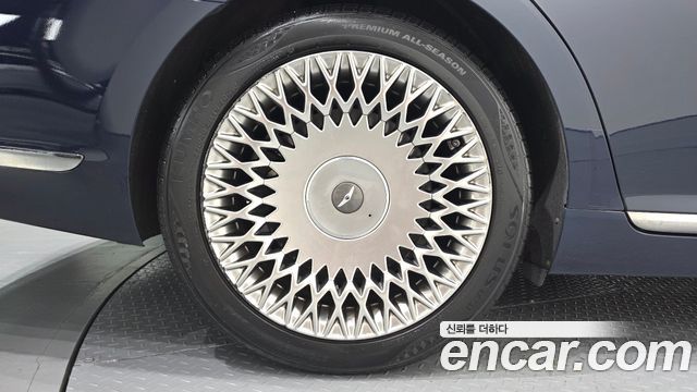 Genesis G90 3.8 AWD Premium Luxury - фото 4