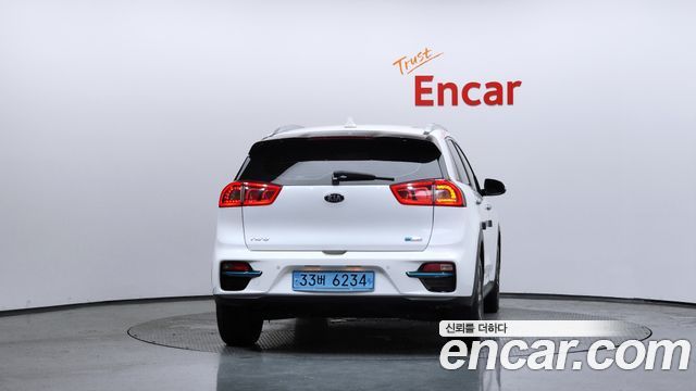 Kia Niro EV Noblesse - фото 3