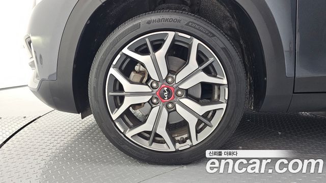 Kia Seltos Gasoline 1.6 Turbo 2WD Signature - фото 4
