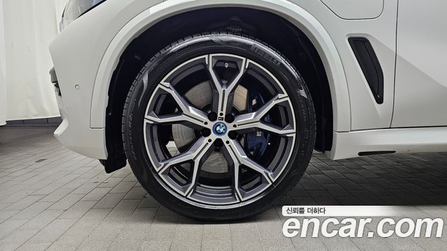 BMW X5 G05 xDrive 45e M Sport - фото 4