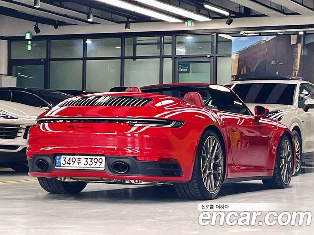 Porsche 911 Carrera 4 Cabriolet - фото 1