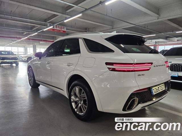 Genesis GV70 2.5T Gasoline 2WD - фото 1