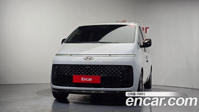 Hyundai Staria Lounge 7-Seater Inspiration - фото 2