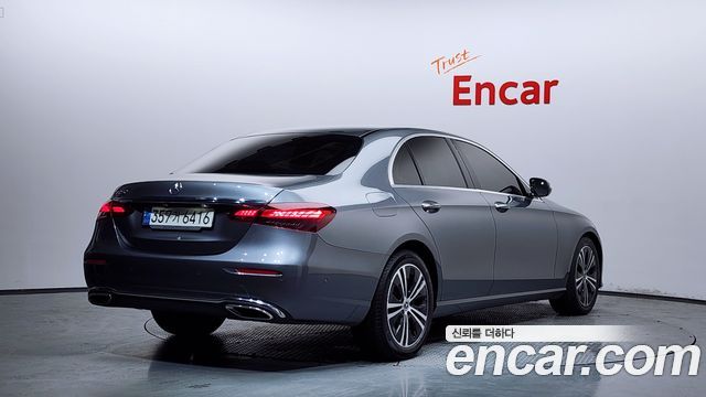 Mercedes-Benz E-Class W213 E250 Avantgarde - фото 1