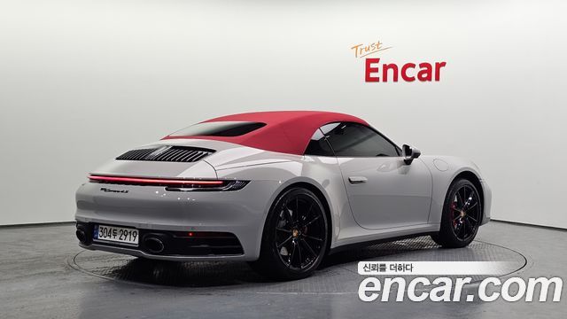 Porsche 911 Carrera 4S Cabriolet - фото 1