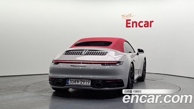 Porsche 911 Carrera 4S Cabriolet - фото 3