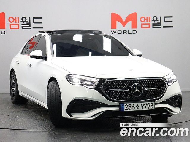 Mercedes-Benz E-Class W214 E300 4MATIC AMG Line - фото 2