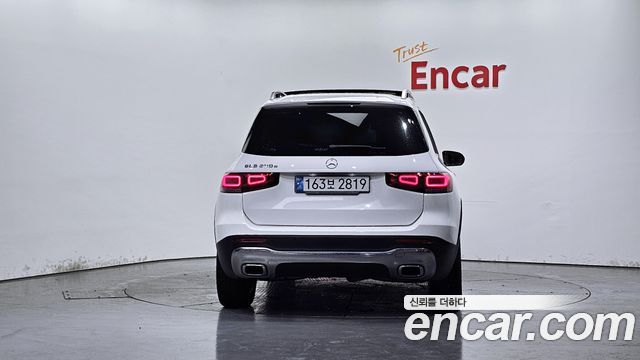 Mercedes-Benz GLB-Class X247 GLB200 d - фото 3
