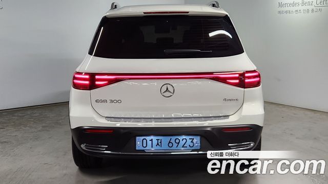Mercedes-Benz EQB X243 EQB300 4MATIC - фото 3