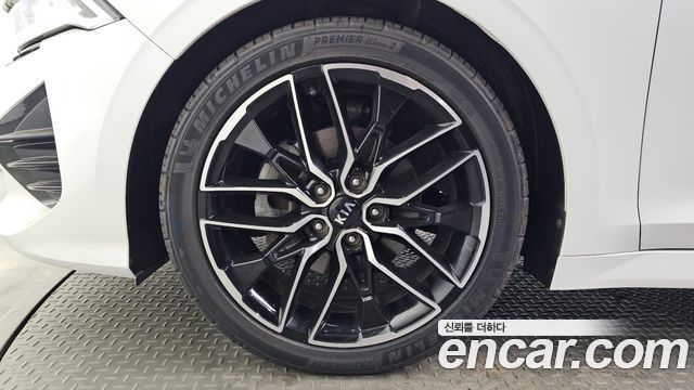 Kia K5 3-го поколения 1.6 Turbo Noblesse - фото 4