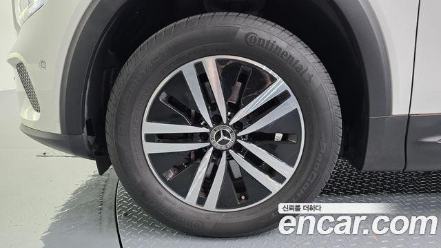 Mercedes-Benz GLB-Class X247 GLB200 d - фото 4