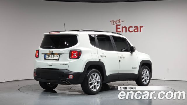 Jeep Renegade 2.4 Limited - фото 1