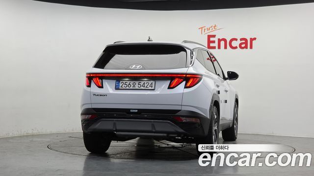 Hyundai Tucson NX4 Gasoline 1.6 Turbo 2WD Inspiration - фото 3