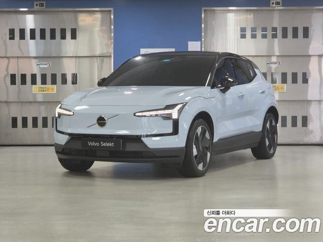Volvo EX30 Ultra - фото 0