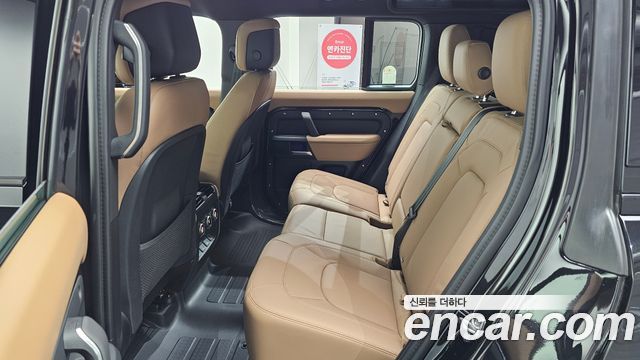 Land Rover Defender L663 110 D300 X-Dynamic HSE - фото 3