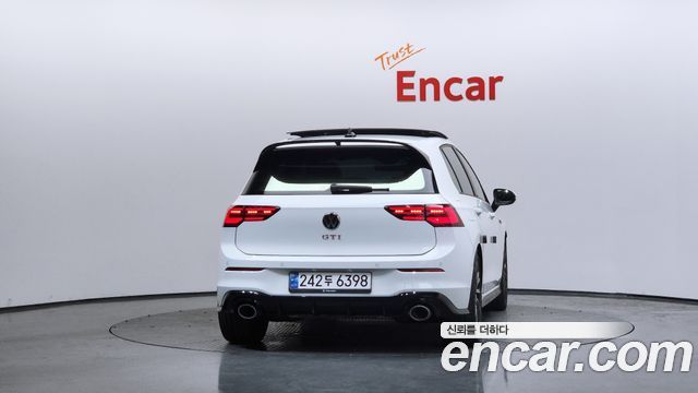 Volkswagen Golf 8-го поколения 2.0 GTI - фото 3