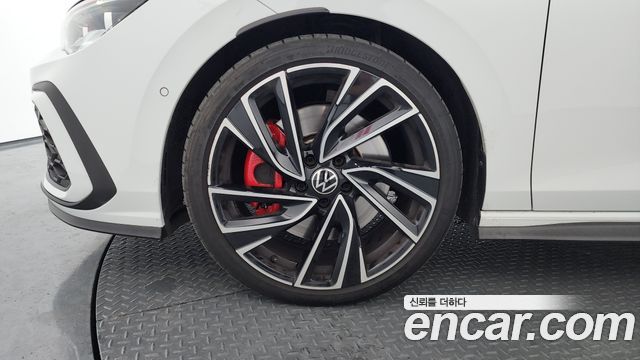 Volkswagen Golf 8-го поколения 2.0 GTI - фото 4