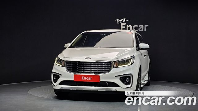 Kia Carnival Новый 9-Seater Prstige - фото 2