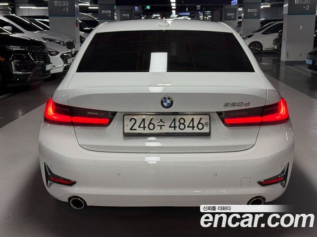 BMW 3-Series G20 320d Luxury - фото 2