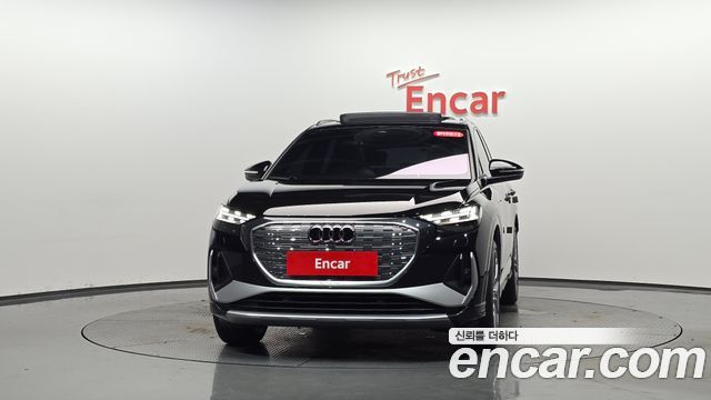 Audi Q4 e-Tron F4 45 Premium - фото 1