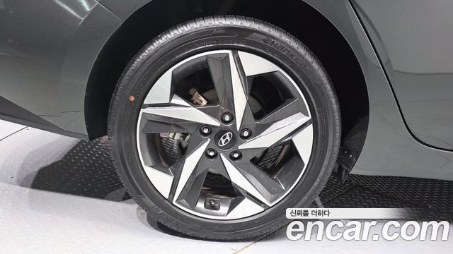 Hyundai Avante CN7 1.6 Inspiration - фото 4