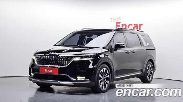 Kia Carnival 4-го поколения 9-Seater Signature - фото 0