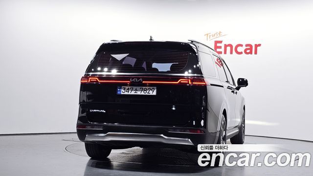 Kia Carnival 4-го поколения 9-Seater Signature - фото 3