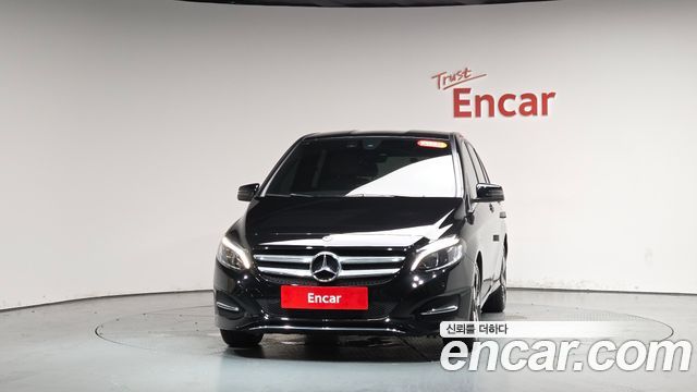 Mercedes-Benz B-Class W246 B220 - фото 1