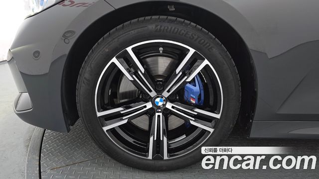 BMW 3-Series G20 320i M Sport - фото 4