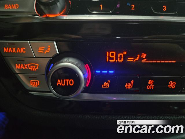 BMW 5-Series G30 520i M Sport - фото 4