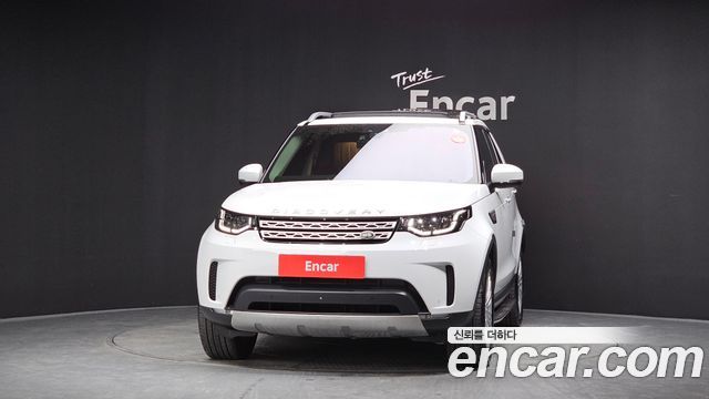Land Rover Discovery 3.0 SD6 HSE Luxury - фото 2