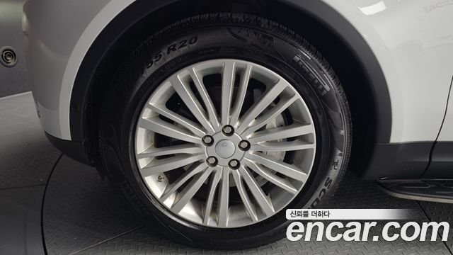 Land Rover Discovery 3.0 SD6 HSE Luxury - фото 4