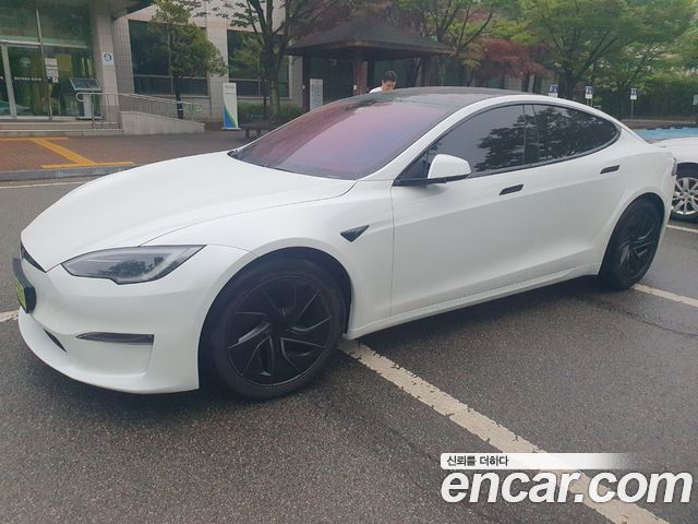 Tesla Model S AWD - фото 2